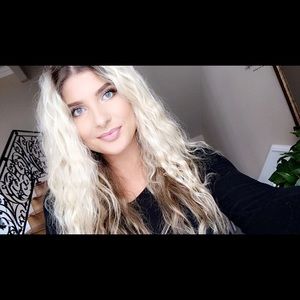 Meet your Posher, Julie